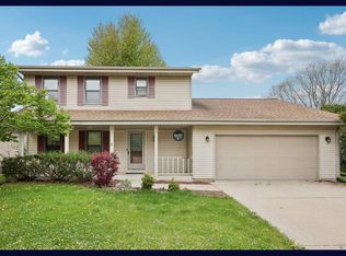 1212 N Glenwood Cir, West Bend, WI 53090