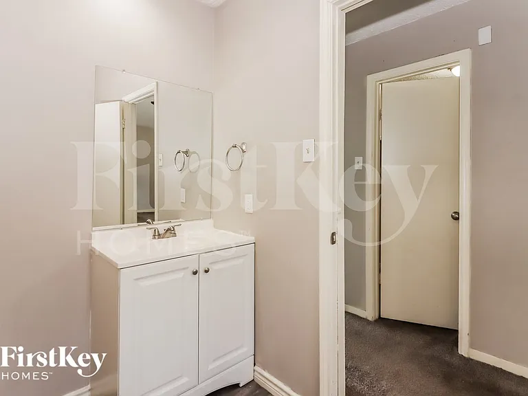 13830 Walnut Hollow Ln — Photo 11