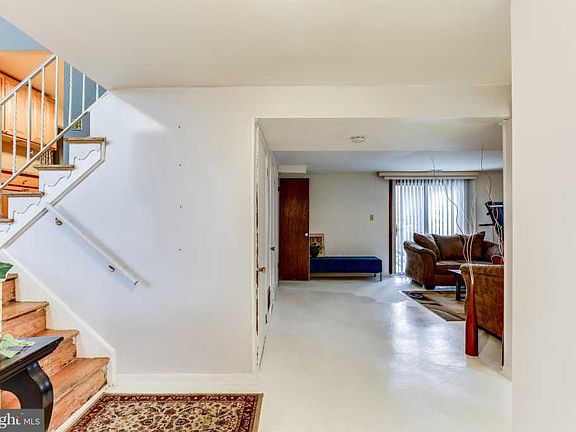 5th image of 9708 Ames Ct