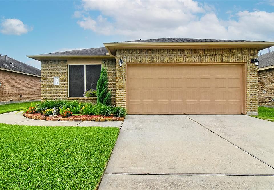 1st image of 21506 Cotton Valley Ln