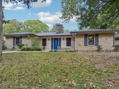 326 S Houston School Rd, Lancaster, TX, 75146