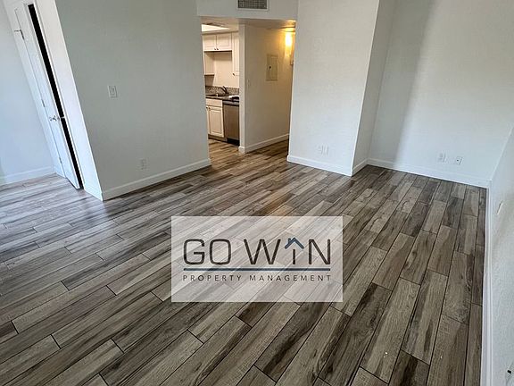 4th image of 1727 W Mountain View Rd #7
