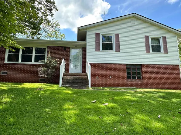809 Holly St, Calvert City, KY 42029