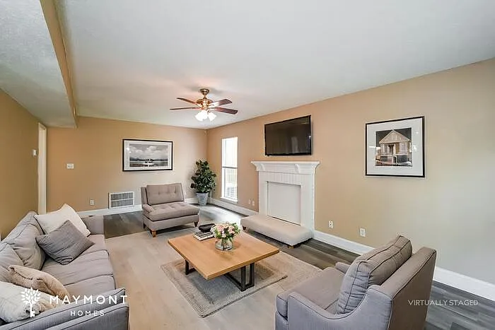 13715 Dealtry Ln — Photo 6