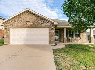 333 Kennedy Dr, Crowley, TX 76036