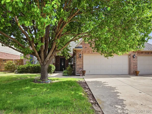 4103 W Roanoke Pl, Broken Arrow, OK 74011
