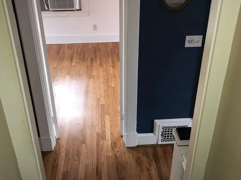 2366 Fairview Ave — Photo 4