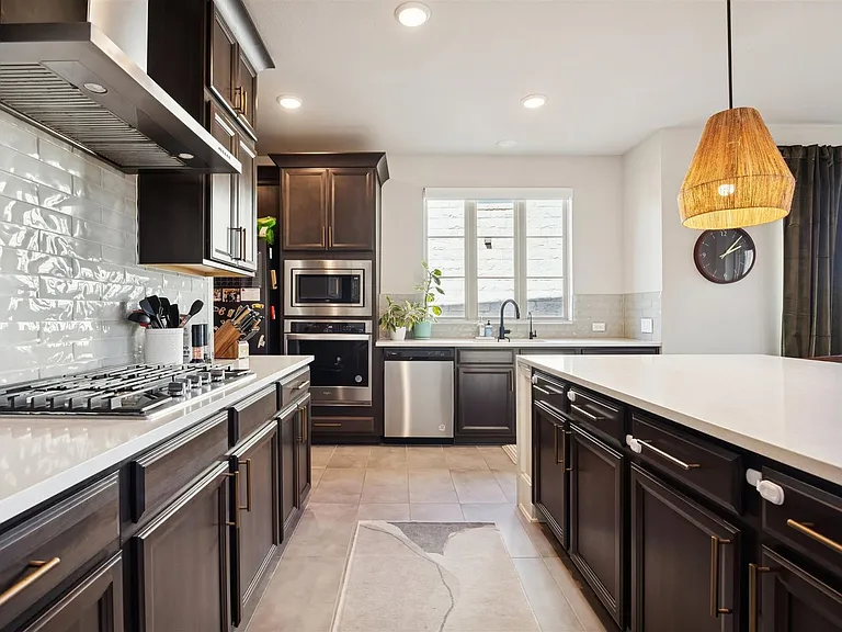 476 Anfield Cir — Photo 10