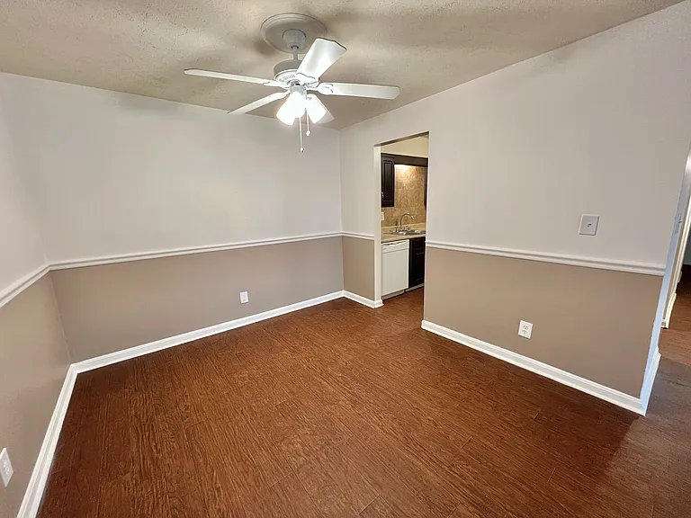 Countrybrook Apartments — Photo 45