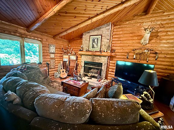 5th image of 21652 Hideaway Estates Rd