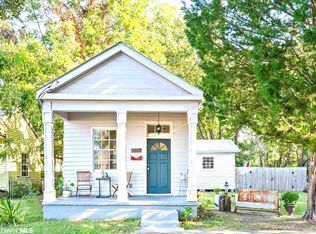 1056 Elmira St, Mobile, AL 36604
