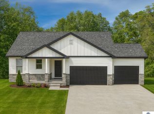 4814 198th Ave, Omaha, NE 68135