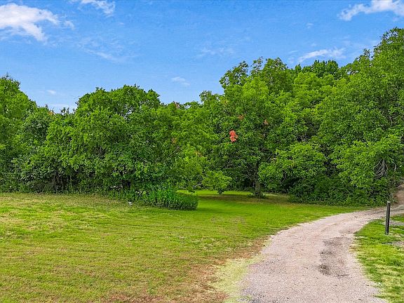 4th image of 548 Dalrock Rd