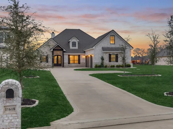 11618 Renaissance Dr, Montgomery, TX 77356