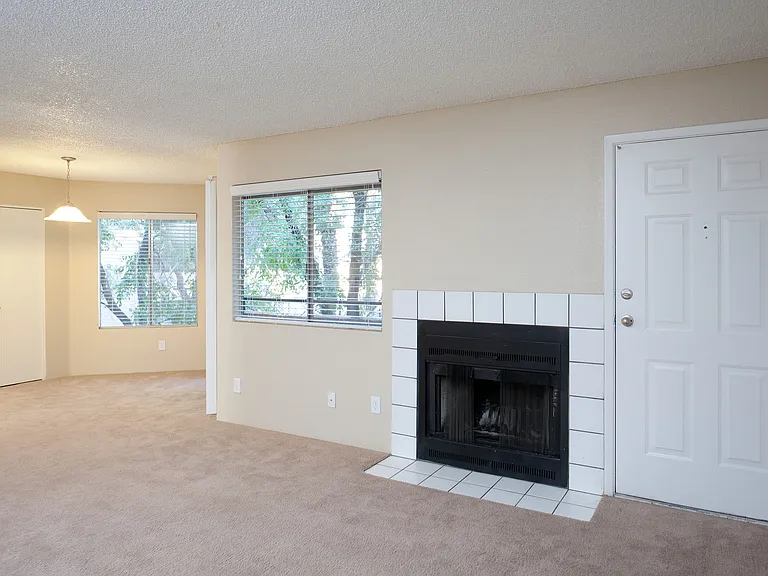 Meadow Glen — Photo 51