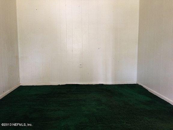3rd image of 4931 Tallyho Ave