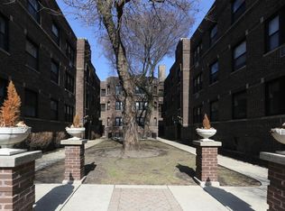 746 W Addison St, Chicago, IL 60613