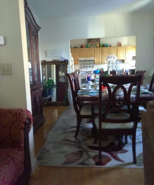 2nd image of 29 Edgewood St APT 2