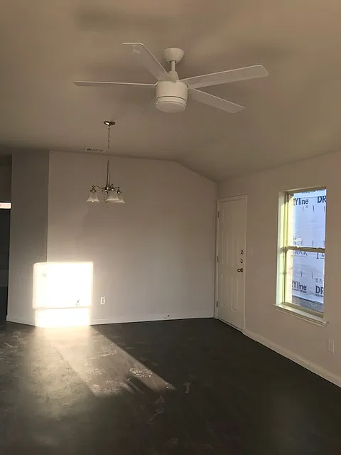 2 bed, 1000 sqft, $1,650 — Photo 3