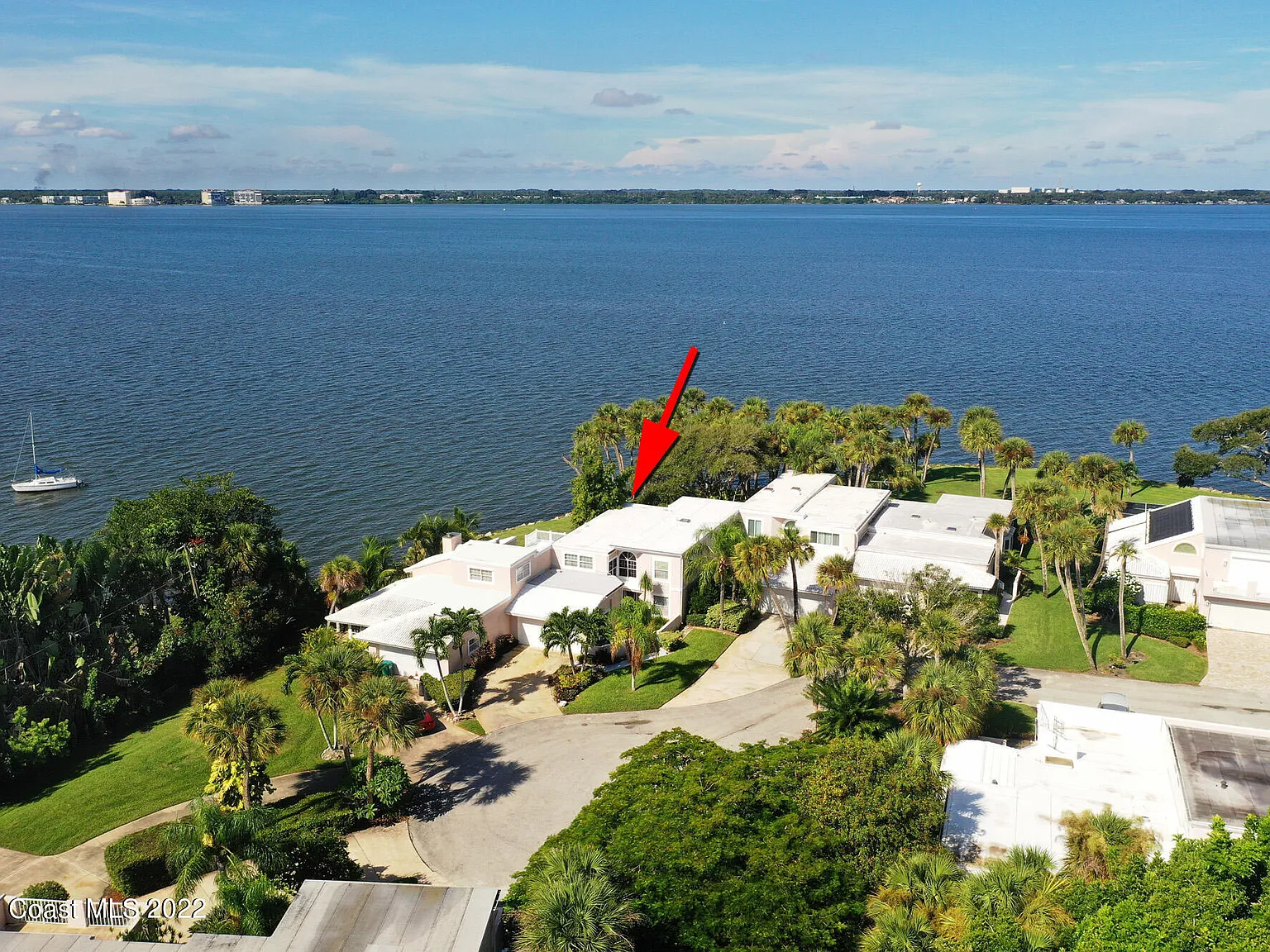3 bed, 3.0 bath, 2393 sqft, $3,600 — Photo 4