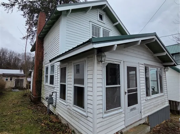 11795 Shady Ave, Conneaut Lake, PA 16316