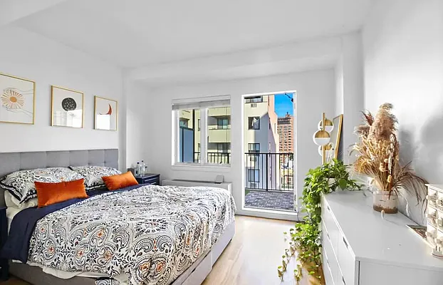 Rented by Compass | media 26