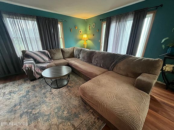 5th image of 351 Reed Patch Rd
