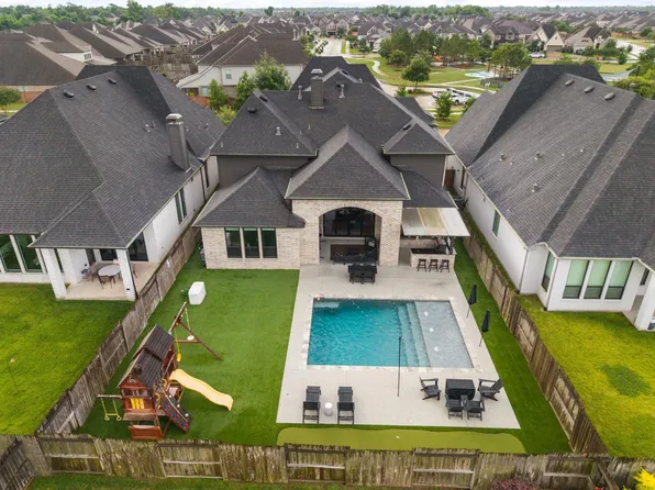 8815 Autumn Pine Dr, Missouri City, TX 77459