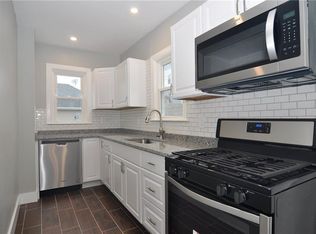 36 Crowninshield St, Providence, RI 02909