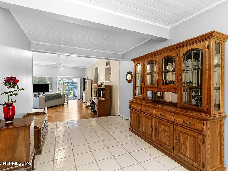 6545 Newcastle Rd — Photo 8