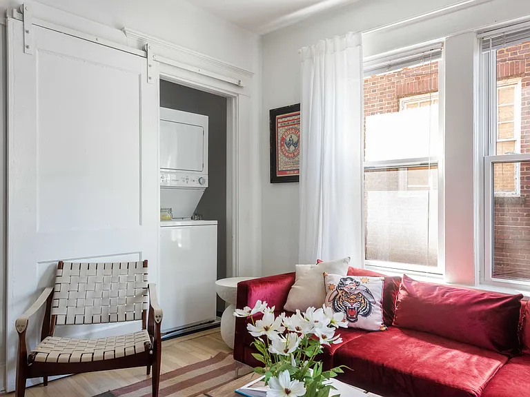 487 Moreland Ave NE #1 — Photo 10