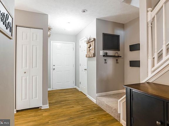 5th image of 5642 Tessie Ct