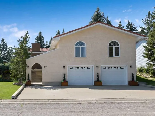 308 E Canniff Pl SW, Calgary, AB T2W 2L9