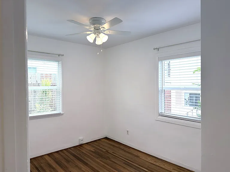 951 Diamond St — Photo 6