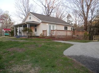 2800 Oak Level Rd, Bassett, VA 24055