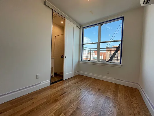 Rented by Doorway NYC, LLC | media 2