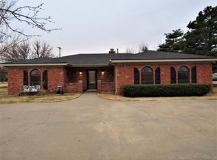 100 Western St, Claude, TX 79019
