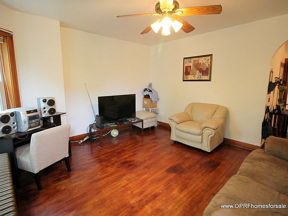 4th image of 1639 Kenilworth Ave
