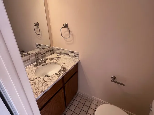 556 N Fairfield Rd #D-4, Layton, UT 84040