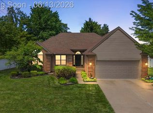 15213 Meerschaert Dr, Macomb, MI 48042
