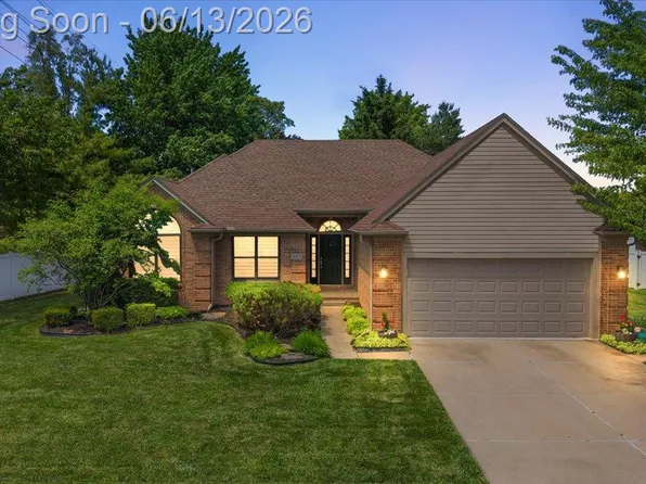 15213 Meerschaert Dr, Macomb, MI 48042