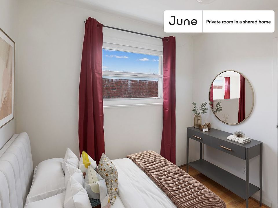 1st image of 530 Ingraham St NE #1-C