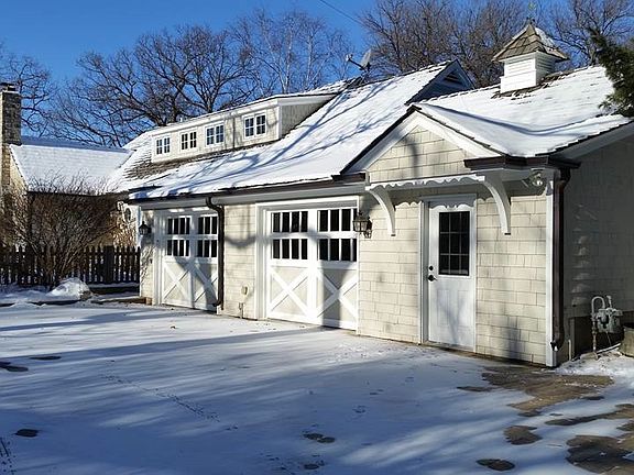 2nd image of 19350 Park Ave