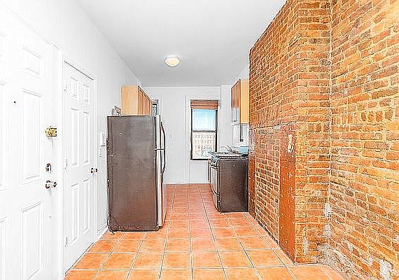 2nd image of 51 Morgan Ave APT 2R