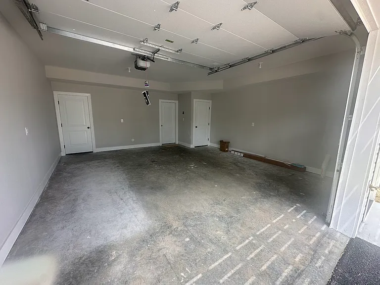 1 car garage