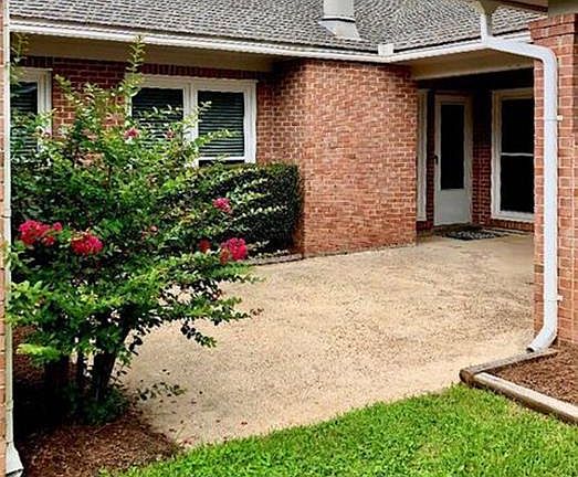 2nd image of 6724 Post Oak Ln