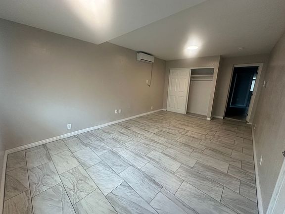 5th image of 5820 N 35th Ave Unit A-b