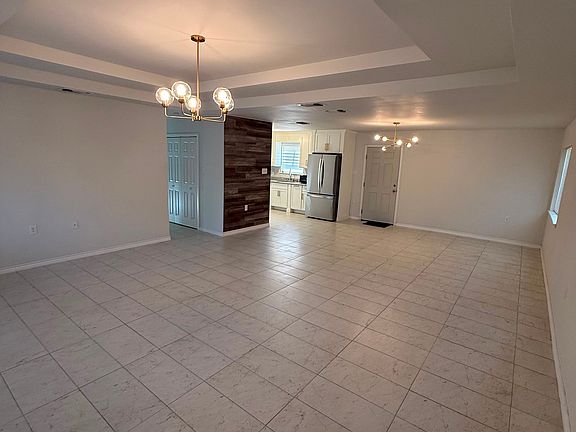 4th image of 3170 Sueno Cir