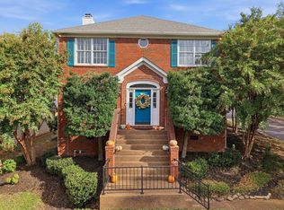 72 Ravenwood Hills Cir, Nashville, TN 37215