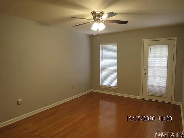 2550 Morse Dr — Photo 8